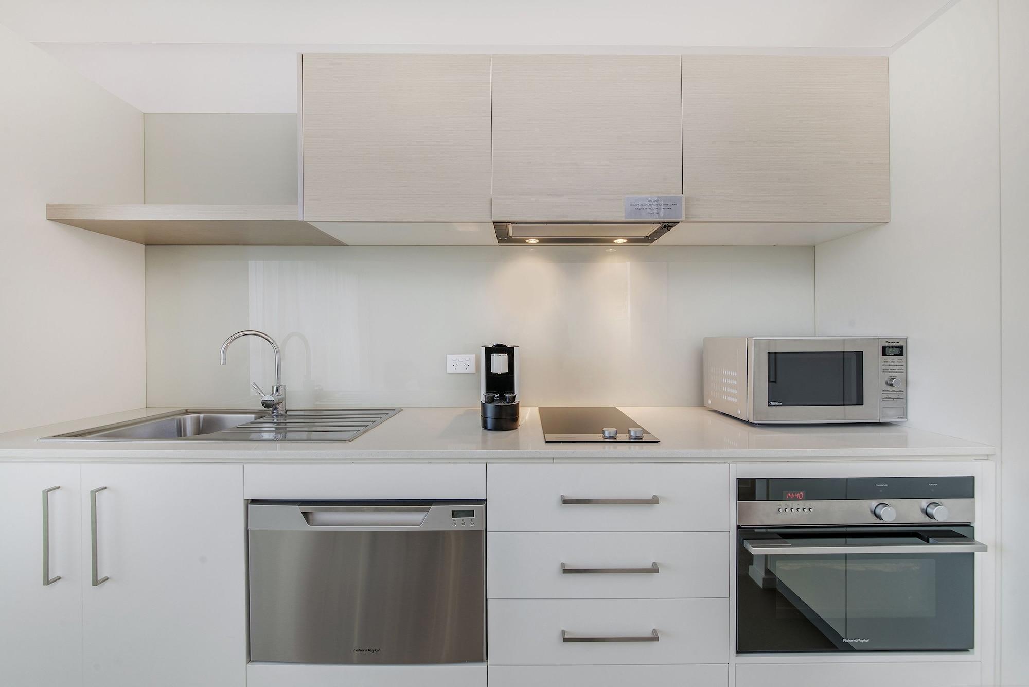Abode Tuggeranong Aparthotel Canberra Kültér fotó
