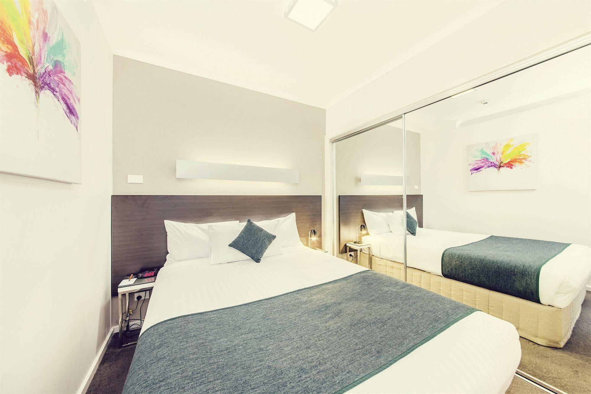 Abode Tuggeranong Aparthotel Canberra Kültér fotó