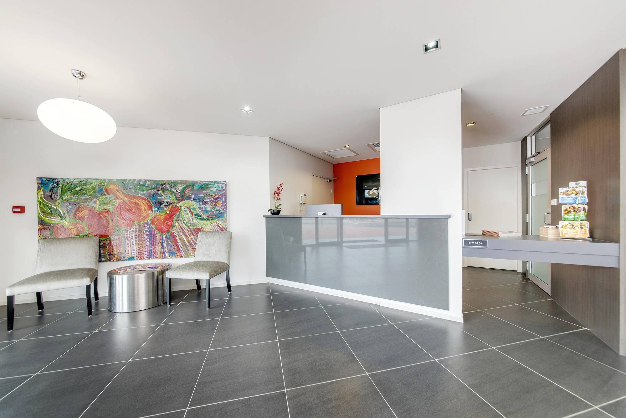 Abode Tuggeranong Aparthotel Canberra Kültér fotó