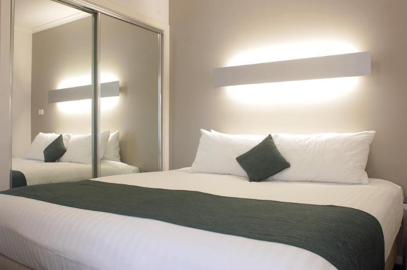Abode Tuggeranong Aparthotel Canberra Kültér fotó